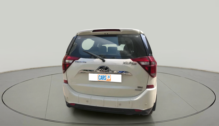 2018 Mahindra XUV500 W11 AT, Diesel, Automatic, 1,12,023 km, exterior