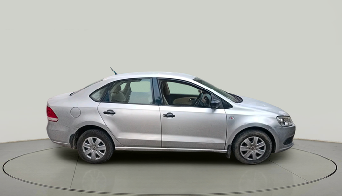 2010 Volkswagen Vento COMFORTLINE 1.6, Petrol, Manual, 1,19,081 km, exterior