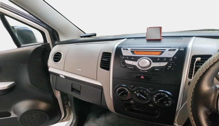 2016 Maruti Wagon R 1.0 VXI, Petrol, Manual, 33,700 km, interior