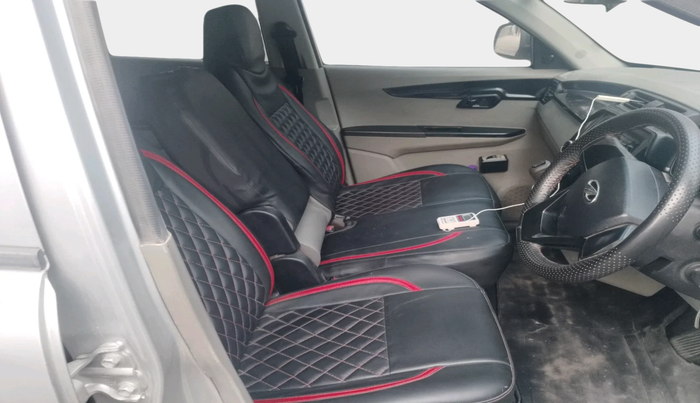 2016 Mahindra Kuv100 K2 PLUS 6 STR, Petrol, Manual, 68,317 km, interior