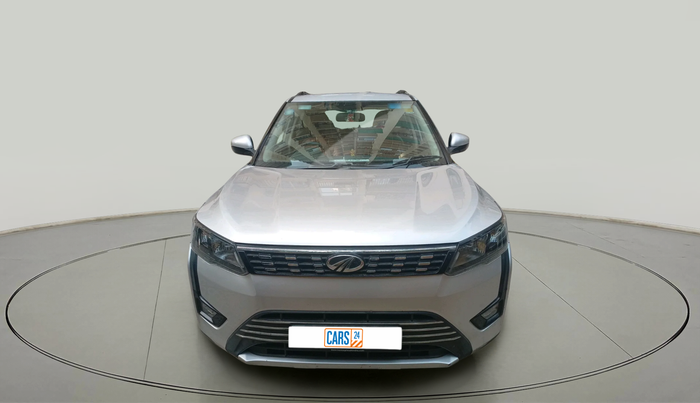 2020 Mahindra XUV300 W6 1.2 PETROL, Petrol, Manual, 64,196 km, exterior