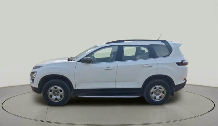 2022 Tata Safari XM, Diesel, Manual, 76,343 km, exterior