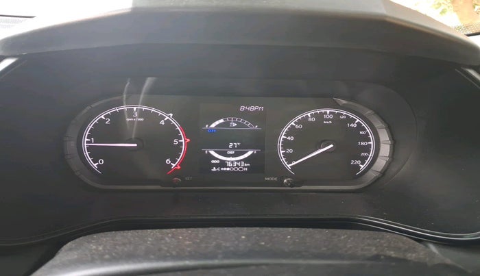 2022 Tata Safari XM, Diesel, Manual, 76,343 km, interior