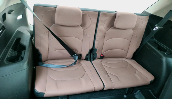 2025 MG HECTOR PLUS SHARP PRO 1.5 PETROL TURBO CVT 7 STR, Petrol, Automatic, 14,619 km, interior