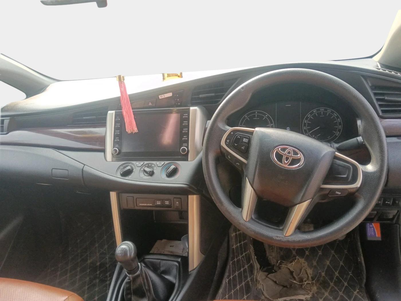 2021 Toyota Innova Crysta 2.4 G 7 STR, Diesel, Manual, 41,094 km, interior