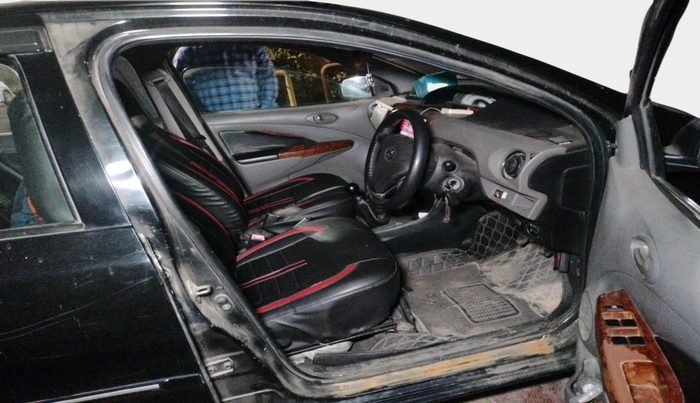 2011 Toyota Etios G, Petrol, Manual, 1,06,947 km, interior