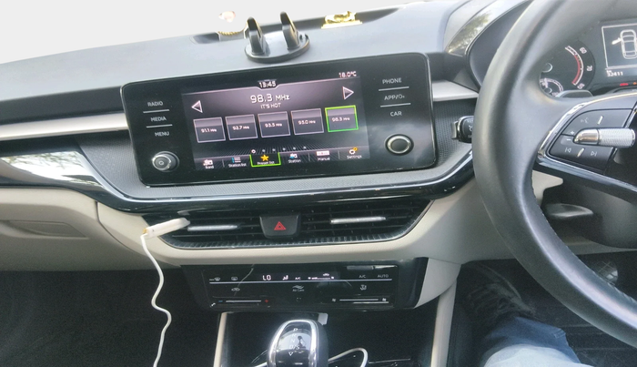 2023 Skoda SLAVIA AMBITION 1.0L TSI AT, Petrol, Automatic, 32,411 km, interior