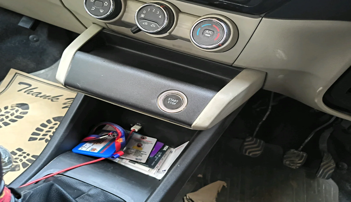 2019 Renault TRIBER RXZ, Petrol, Manual, 91,840 km, interior