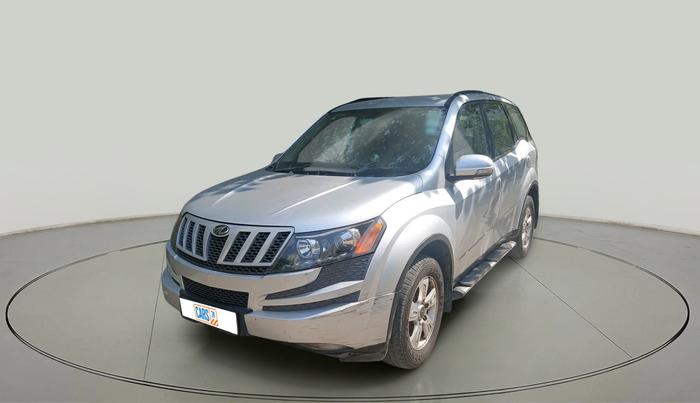 2014 Mahindra XUV500 W8, Diesel, Manual, 1,65,708 km, exterior