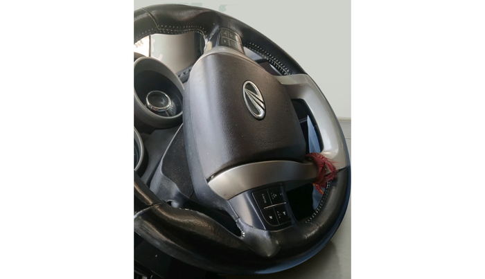 2014 Mahindra XUV500 W8, Diesel, Manual, 1,65,708 km, interior