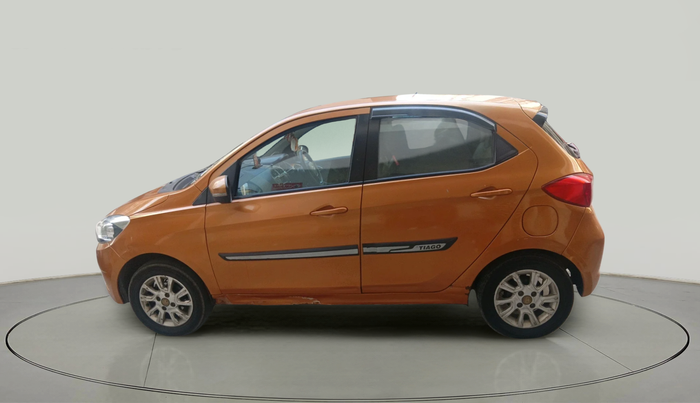 2018 Tata Tiago XZA PETROL, CNG, Automatic, 1,21,273 km, exterior