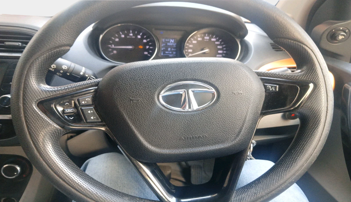2018 Tata Tiago XZA PETROL, CNG, Automatic, 1,21,273 km, interior