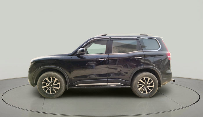 2024 Mahindra SCORPIO-N Z6 DIESEL MT 2WD 7 STR, Diesel, Manual, 77,694 km, exterior