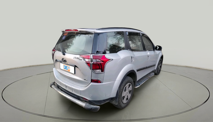 2021 Mahindra XUV500 W7, Diesel, Manual, 55,893 km, exterior
