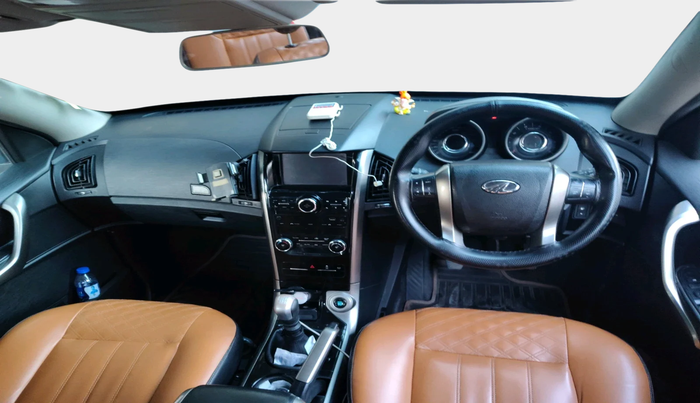 2021 Mahindra XUV500 W7, Diesel, Manual, 55,893 km, interior