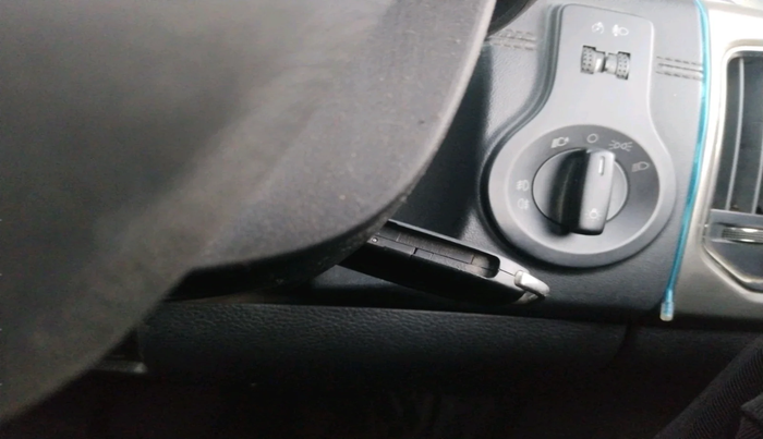 2018 Tata Hexa XTA 4X2 7 STR, Diesel, Automatic, 85,212 km, interior