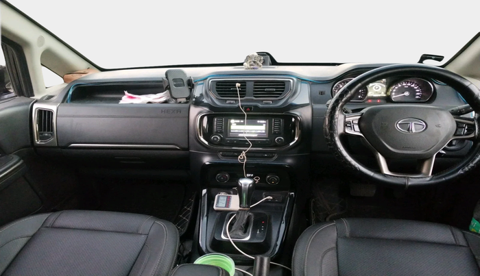 2018 Tata Hexa XTA 4X2 7 STR, Diesel, Automatic, 85,212 km, interior