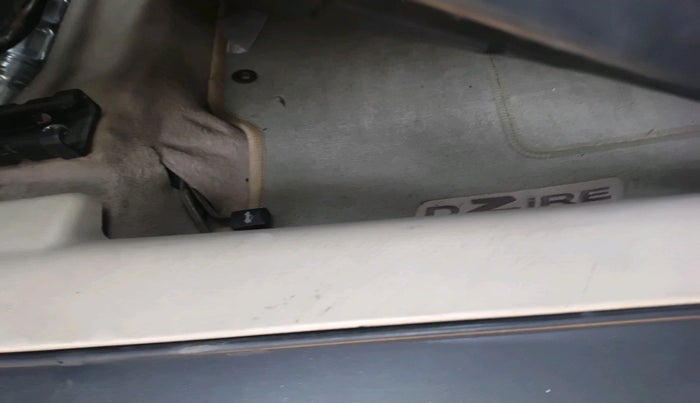 2016 Maruti Swift Dzire LXI (O), Petrol, Manual, 1,07,567 km, interior