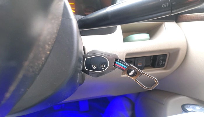 2016 Maruti Swift Dzire LXI (O), Petrol, Manual, 1,07,567 km, interior