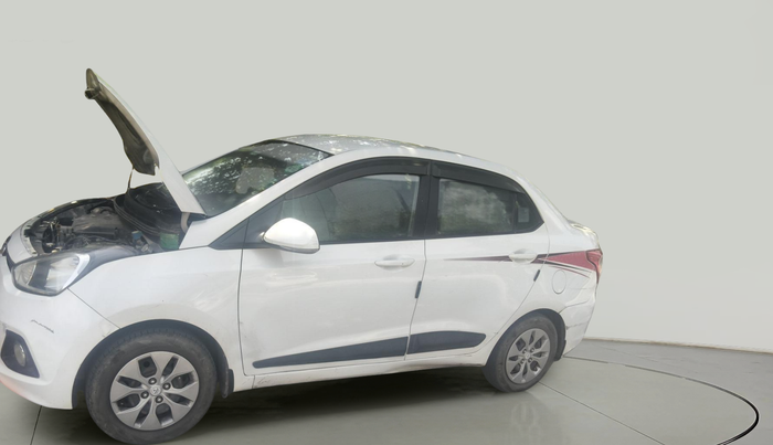 2016 Hyundai Xcent S 1.2, Petrol, Manual, 1,75,263 km, exterior