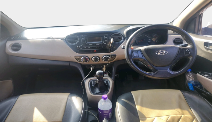 2018 Hyundai Xcent S 1.2, Petrol, Manual, 1,09,723 km, interior