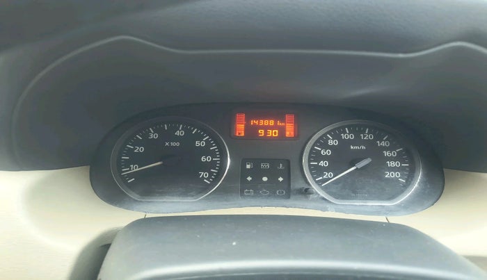 2014 Nissan Terrano XL (P), Petrol, Manual, 1,43,881 km, interior