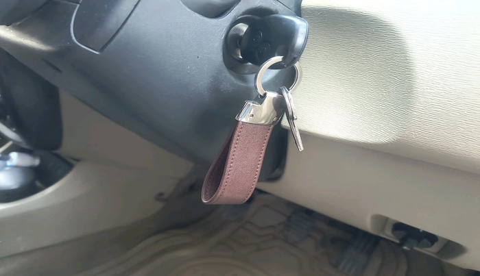 2014 Nissan Terrano XL (P), Petrol, Manual, 1,43,881 km, interior