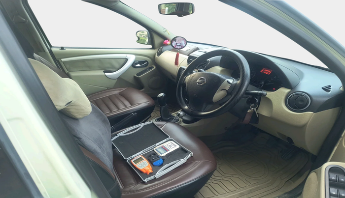 2014 Nissan Terrano XL (P), Petrol, Manual, 1,43,881 km, interior