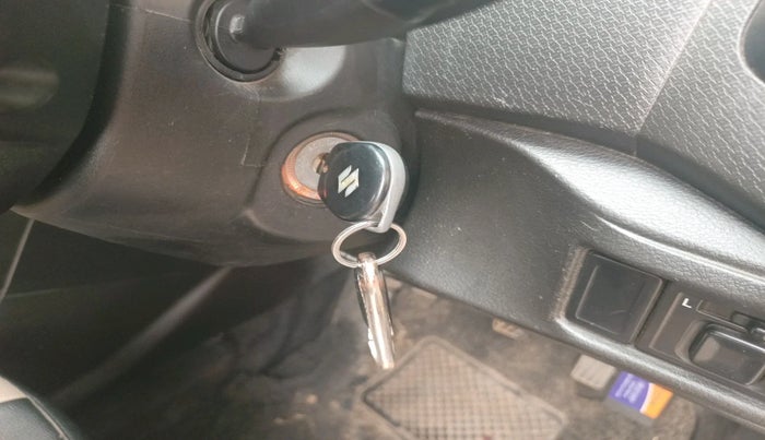 2018 Maruti Vitara Brezza VDI, Diesel, Manual, 1,48,991 km, interior