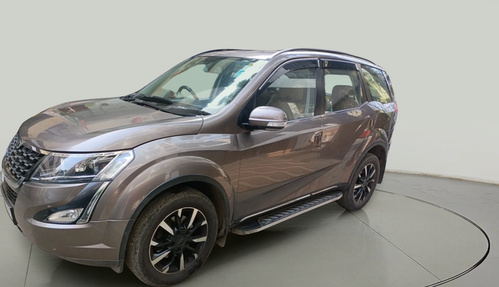 2019 Mahindra XUV500 W11 AT, Diesel, Automatic, 56,330 km, exterior