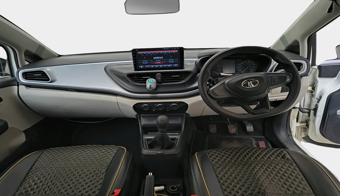 2023 Tata ALTROZ XE PETROL, Petrol, Manual, 25,951 km, interior