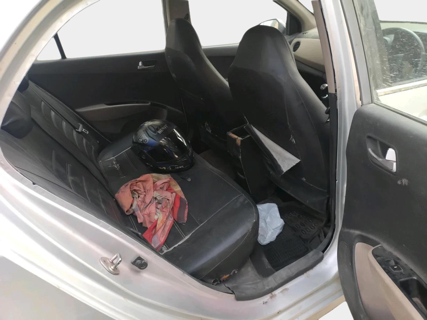 2014 Hyundai Xcent S 1.2, CNG, Manual, 1,83,247 km, interior