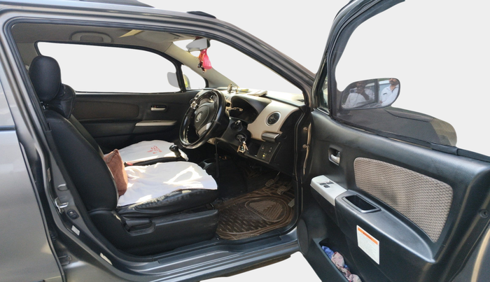 2013 Maruti Wagon R 1.0 LXI CNG, Petrol, Manual, 1,88,423 km, interior