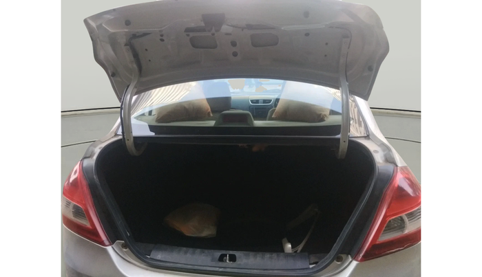 2013 Maruti Swift Dzire VXI, Petrol, Manual, 1,17,417 km, exterior