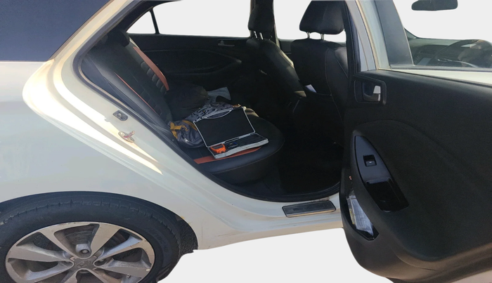 2017 Hyundai Elite i20 ASTA 1.2 DUAL TONE, Petrol, Manual, 1,13,334 km, interior