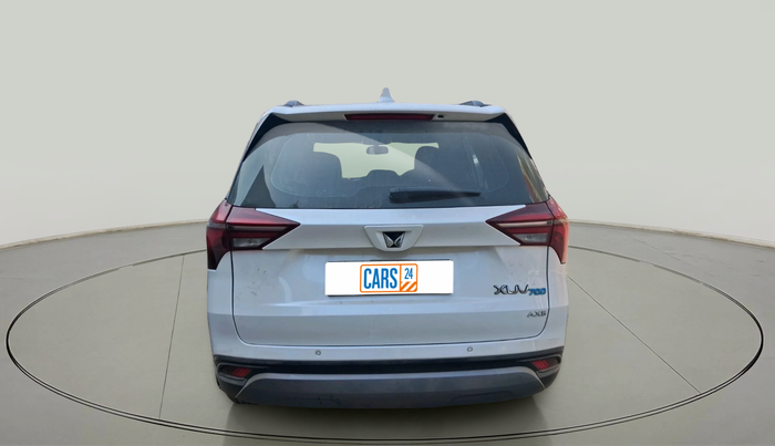 2023 Mahindra XUV700 AX 5 P MT 5 STR, Petrol, Manual, 17,368 km, exterior