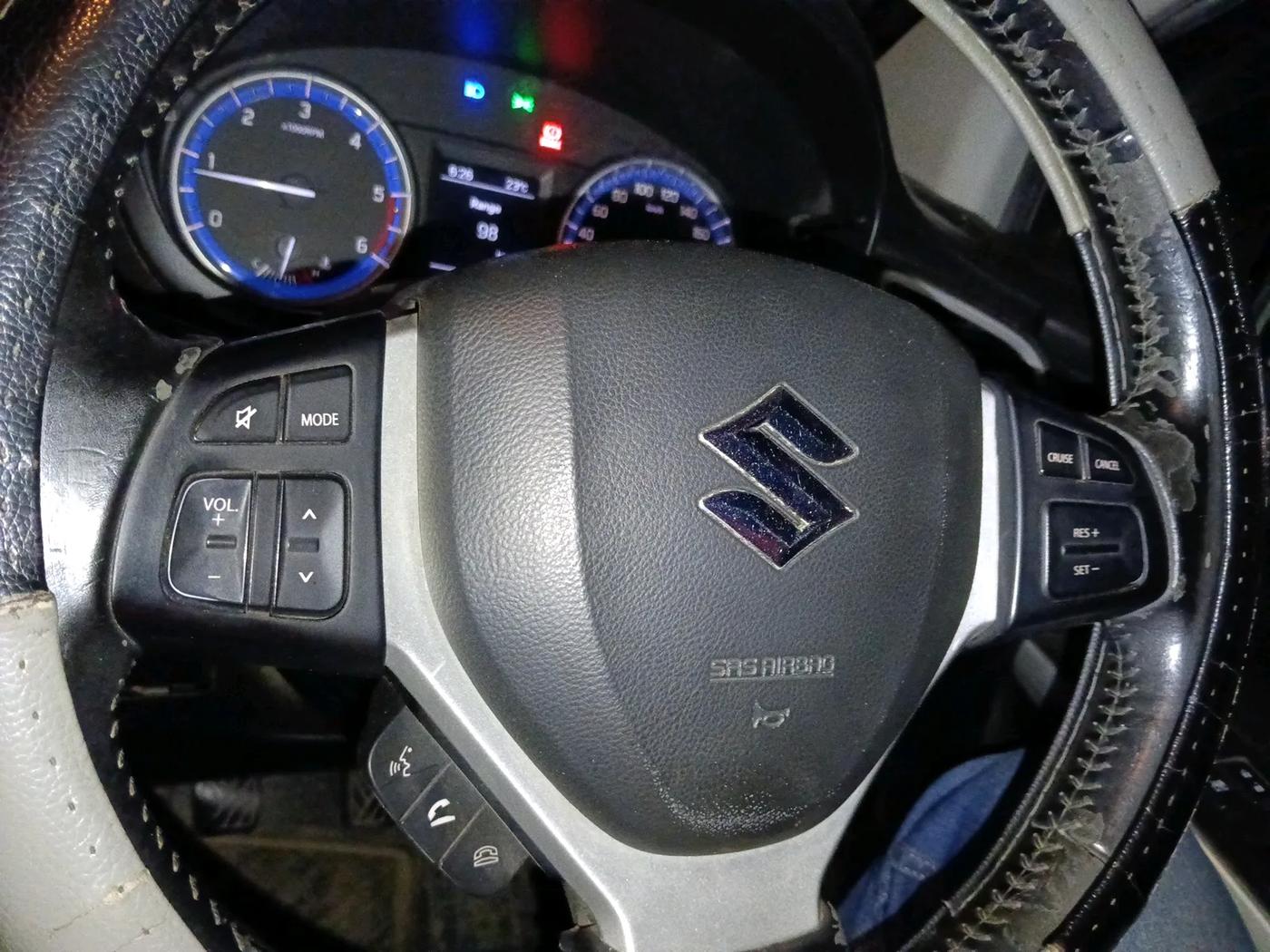 2015 Maruti S Cross ALPHA 1.3, Diesel, Manual, 1,25,102 km, interior