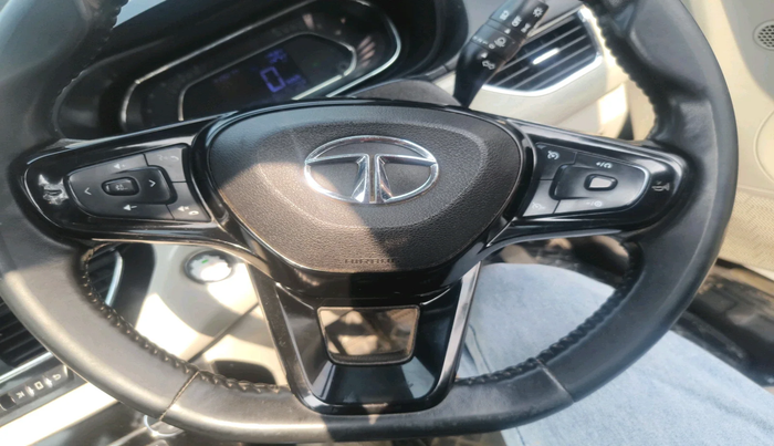 2020 Tata NEXON XZ PLUS (O) DIESEL, Diesel, Manual, 1,25,905 km, interior