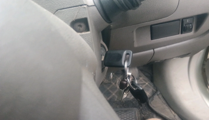 2016 Renault Pulse RXL PETROL, Petrol, Manual, 1,60,409 km, interior