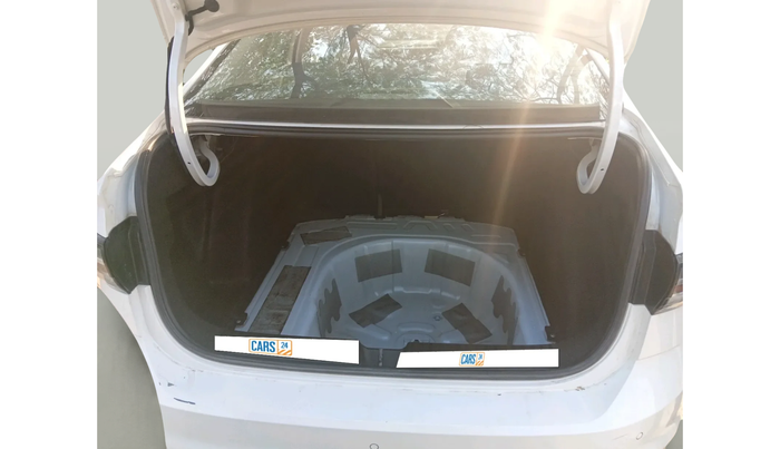 2024 Volkswagen VIRTUS TOPLINE TSI 1.0 AT, Petrol, Automatic, 25,859 km, exterior