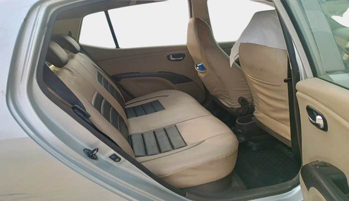 2011 Hyundai i10 SPORTZ 1.2, Petrol, Manual, 91,922 km, interior