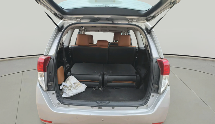 2017 Toyota Innova Crysta 2.8 GX AT 8 STR, Diesel, Automatic, 1,84,019 km, exterior