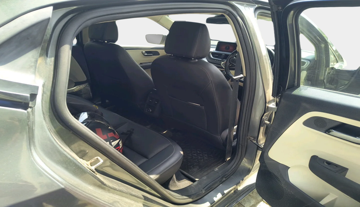 2022 Tata ALTROZ XZ PETROL, Petrol, Manual, 44,326 km, interior