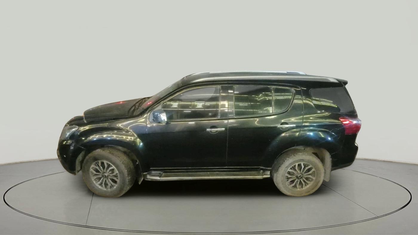 2018 ISUZU MU-X 4x2 AT, Diesel, Automatic, 1,72,000 km, exterior