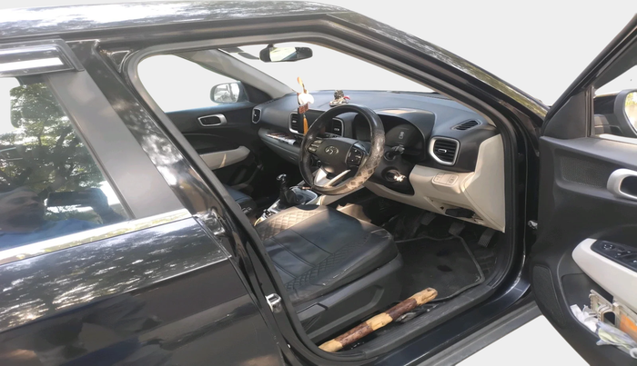 2022 Hyundai VENUE S 1.2, Petrol, Manual, 94,448 km, interior