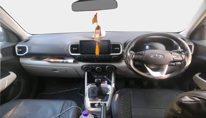 2022 Hyundai VENUE S 1.2, Petrol, Manual, 94,448 km, interior