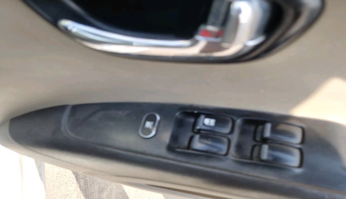 2011 Hyundai i10 MAGNA 1.1, Petrol, Manual, 85,818 km, interior