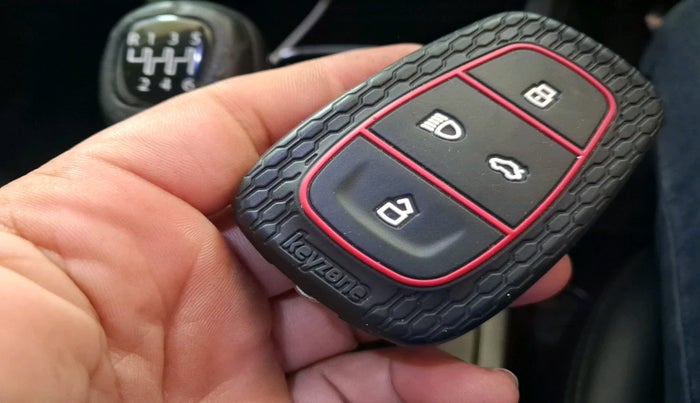 2020 Tata Harrier XT PLUS 2.0L KRYOTEC, Diesel, Manual, 90,549 km, interior