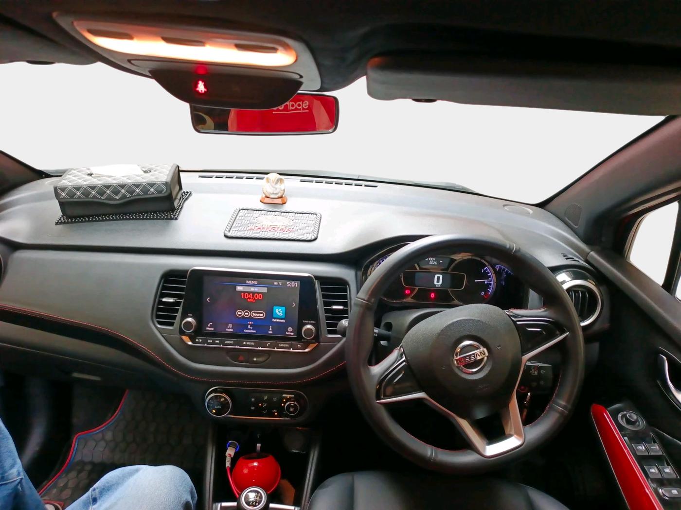2020 Nissan Kicks XV TURBO 1.3, Petrol, Manual, 1,07,004 km, interior