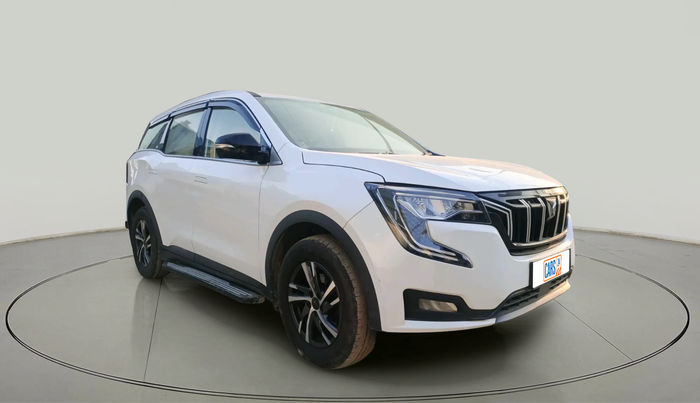 2022 Mahindra XUV700 AX 5 D MT 7 STR, Diesel, Manual, 32,193 km, exterior